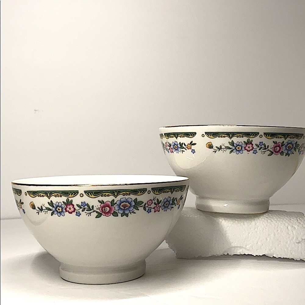 PAIR CHINA BOWLS